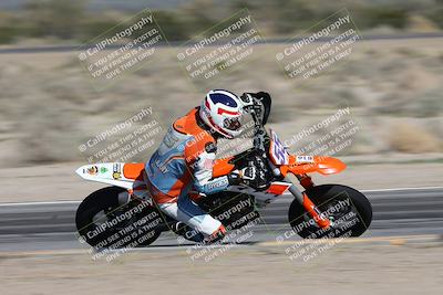 media/Jan-15-2026-Racers Edge (Thu) [[dfebeb70ab]]/3-B Group/Session 2 (Turn 15 Inside Pans)/